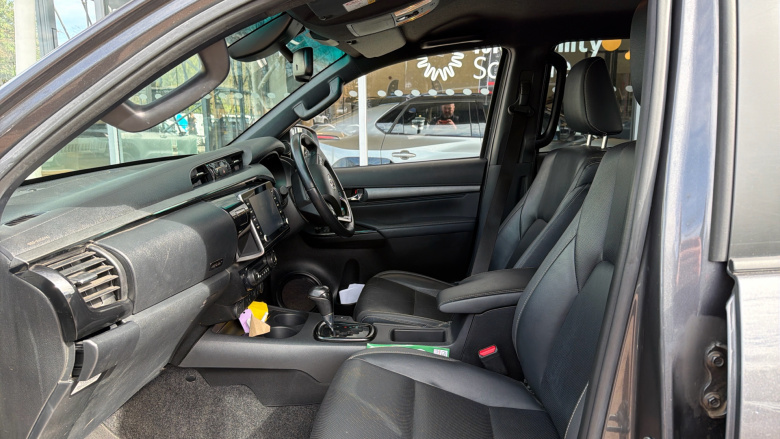 Toyota Hilux Diesel Invincible X D/Cab Pick Up 2.8 D-4D Auto